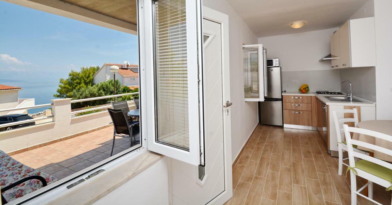 Apartmani Cesarec Basina Exteriör bild