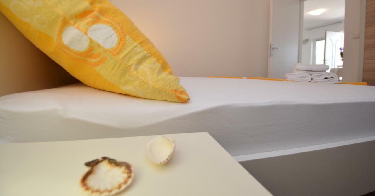 Apartmani Cesarec Basina Exteriör bild